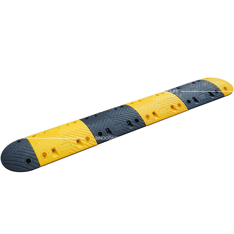 Black and yellow traffic speed bump of 7cm height made of Plastic-Rubber material for traffic-calming purposes.