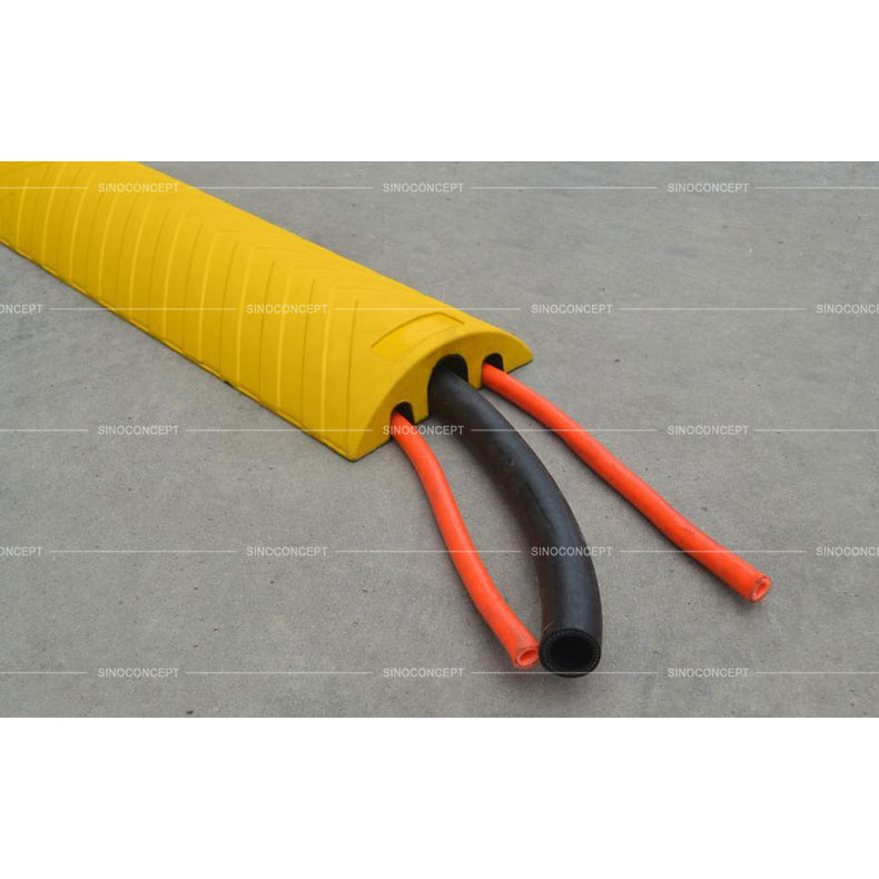 Yellow 1200 mm cable protection ramp made of vulcanized rubber to receive one cable up to 40 mm and two cables up to 20 mm